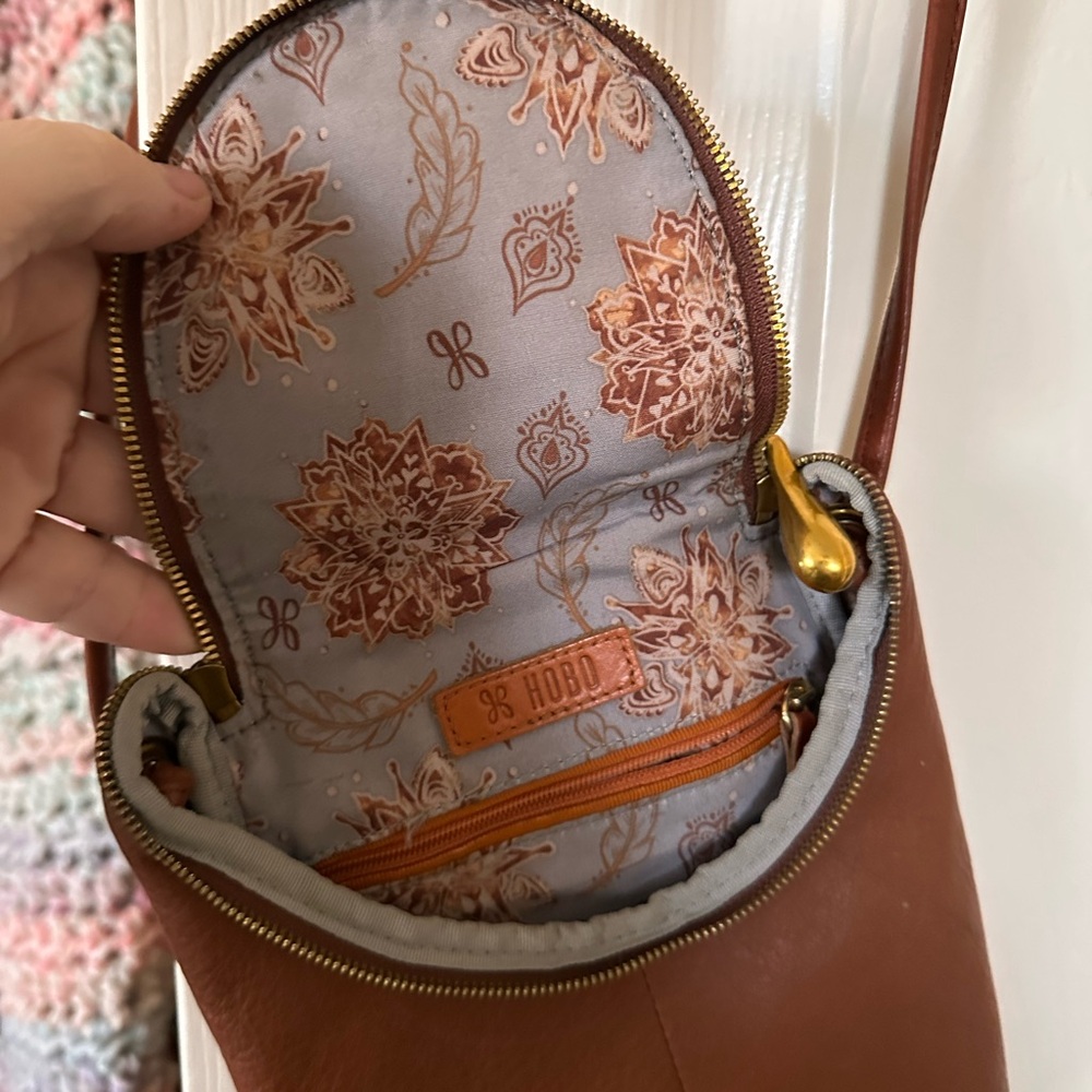 HOBO Fern Crossbody purse